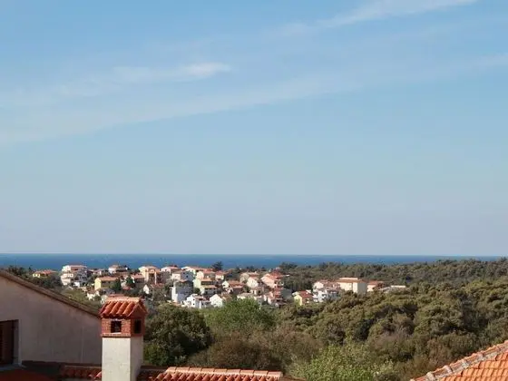 Comfortable Apartment in Vinkuran near Beach