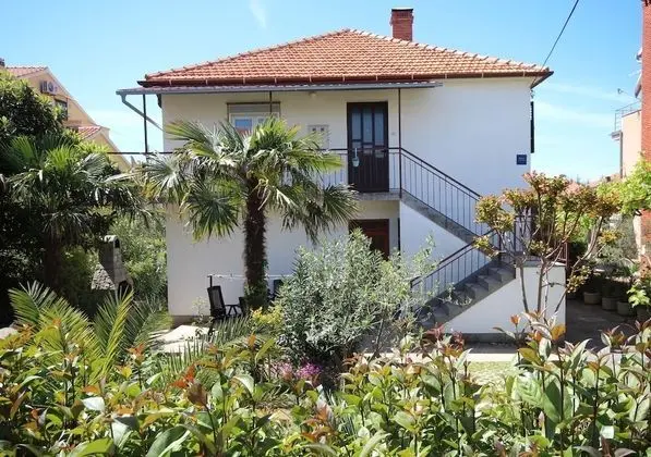 Comfortable Apartmentzadar Borikup To 5 Persons