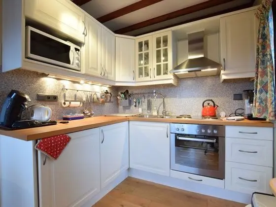 Comfortable Cottage Near Lake Cherapont - Mutfak