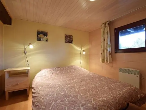 Comfortable Cottage Near Lake Cherapont - Oda