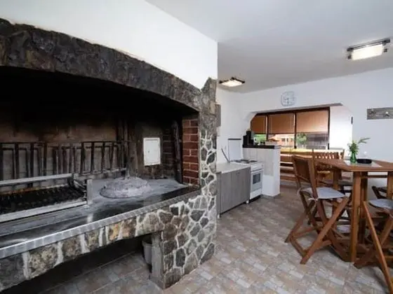 Comfortable Cottage Near Lake in Lovinac - Mutfak