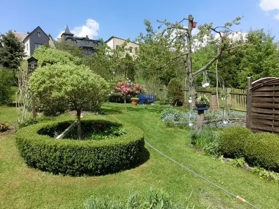 Comfortable Flat With Garden and Terrace in the Middle of the Thuringian Forest - Dış Mekan