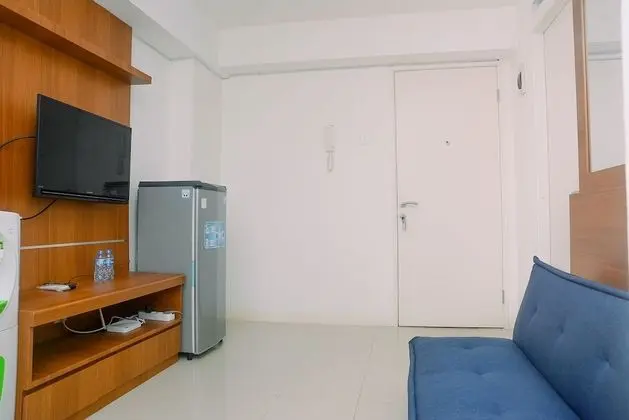 Comfortable and Fully Furnished 2BR Bassura City Apartment - Mutfak