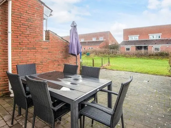 Comfortable Holiday Home in Blavand With Terrace