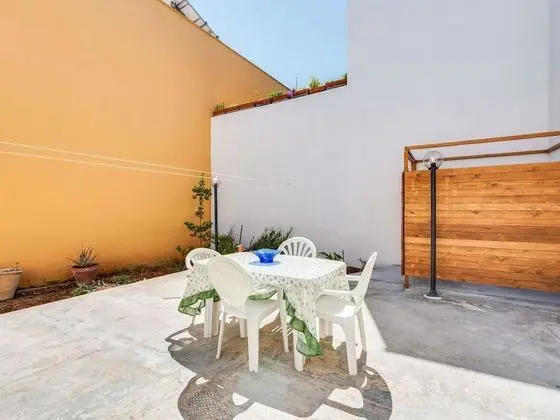 Comfortable Holiday Home in Collepasso With Garden