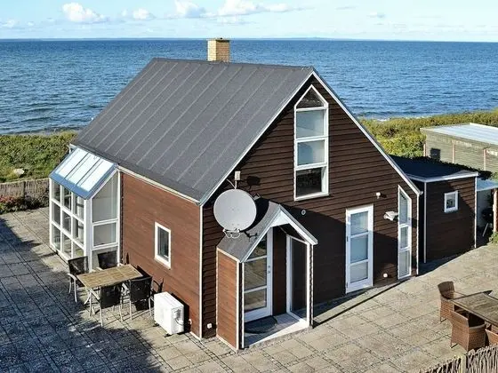 Comfortable Holiday Home in Funen on Beach