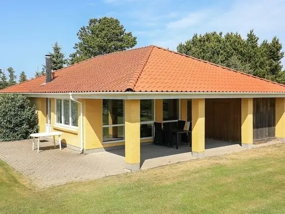 Comfortable Holiday Home in Hals With Whirlpool