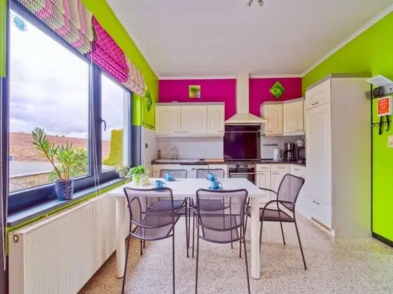 Comfortable Holiday Home in Lierneux With Garden - Mutfak