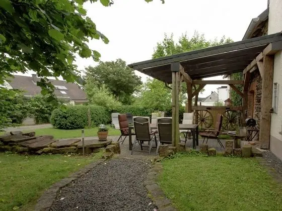 Comfortable Holiday Home in Manderscheid With Garden