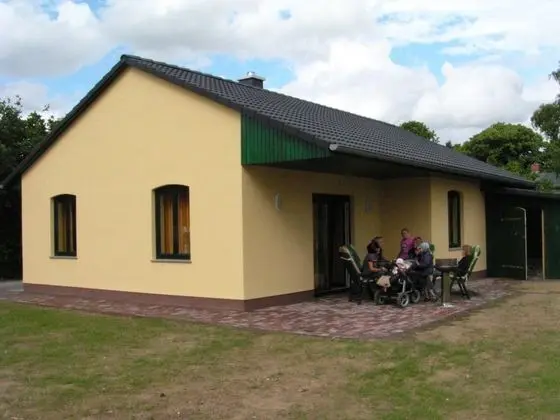 Comfortable Holiday Home in Satow Near Baltic Coast - Dış Mekan