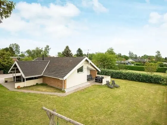 Comfortable Holiday Home With Swimming Pool in Jutland