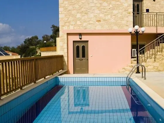 Comfortable Holiday House for 10 Persons, With Swimming Pool - Havuz