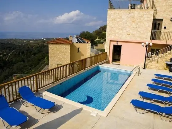 Comfortable Holiday House for 10 Persons, With Swimming Pool - Öne Çıkan Resim