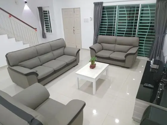 Comfortable Homestay Raub - Oda Düzeni