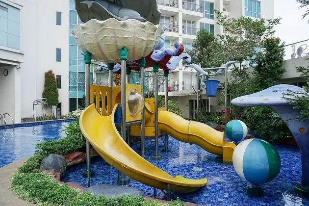Comfortable and Homey 1BR Apartment at Ancol Mansion - Öne Çıkan Resim