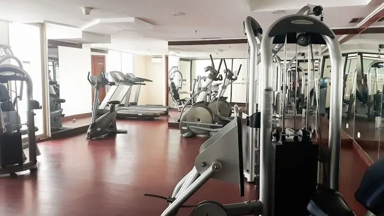 Comfortable And Homey 2Br At Mangga Dua Apartment - Fitness