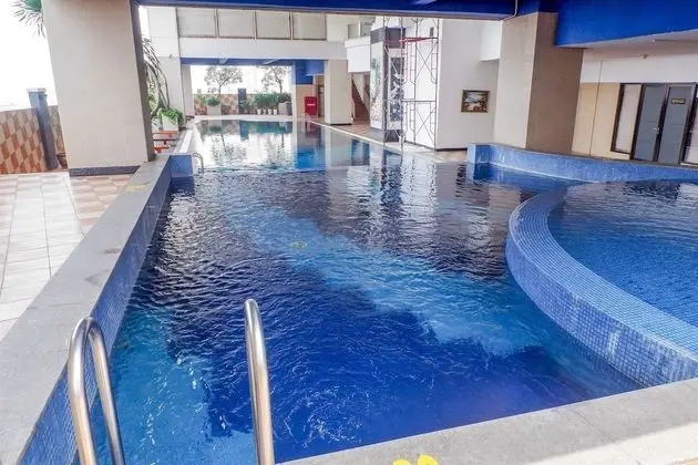 Comfortable And Homey 2Br At Mangga Dua Apartment - Havuz