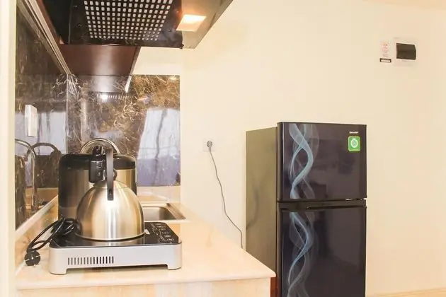Comfortable and Homey 3BR at Meikarta Apartment - Mutfak