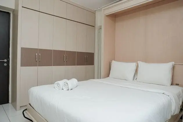 Comfortable and Homey Studio Apartment at Kebagusan City