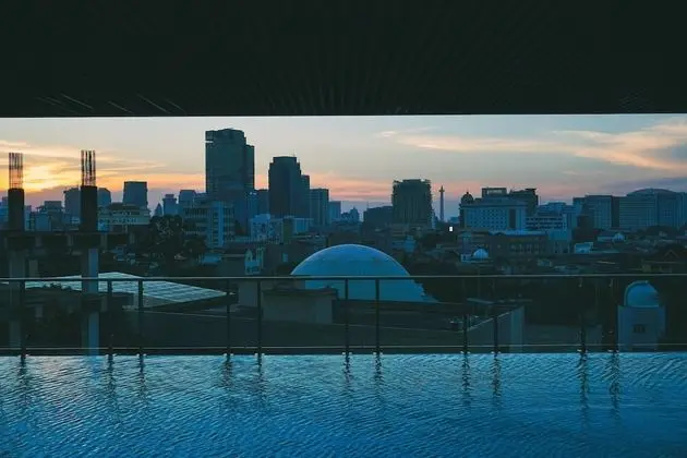 Comfortable and Modern 2BR Menteng Park Apartment - Havuz
