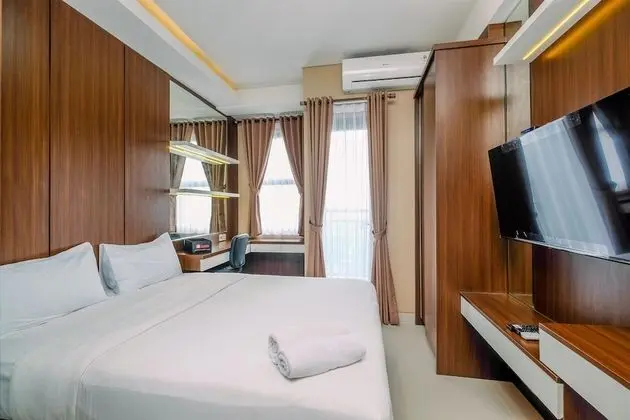 Comfortable And Modern Studio Transpark Cibubur Apartment