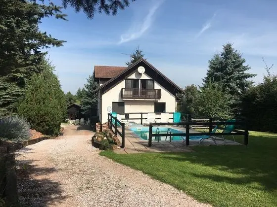 Comfortable, Nicely Furnished Holiday Home With Private Swimming Pool in Stunning Location