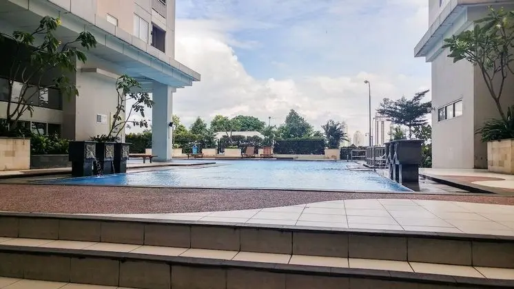 Comfortable Pakubuwono Terrace Apartment