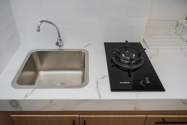 Comfortable and Simply Look Studio at Serpong Garden Apartment - Mutfak