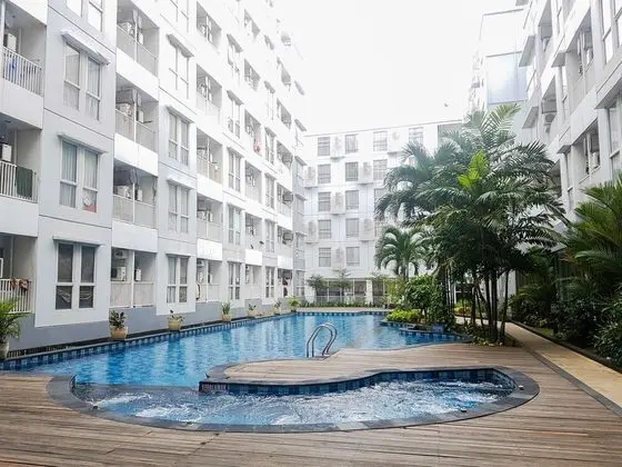 Comfortable and Simply Studio Apartment at Tamansari Skylounge - Havuz