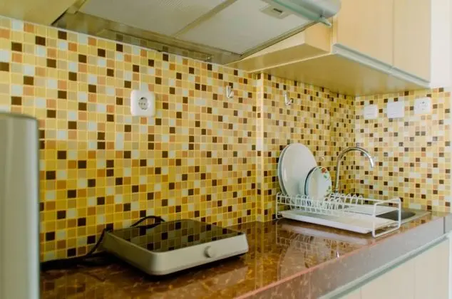 Comfortable and Simply Studio Apartment at Tamansari Skylounge - Mutfak