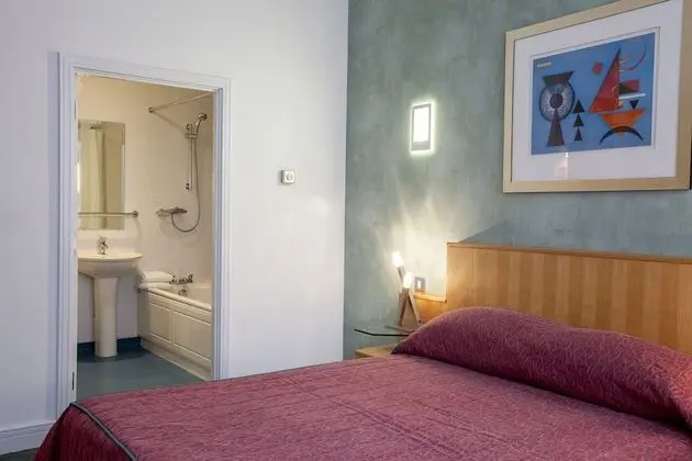 Comfortable And Spacious City Centre Studio Apartment - Oda