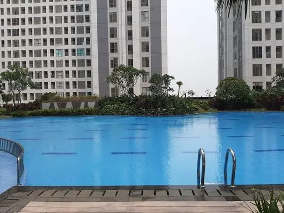 Comfortable Studio Apartment M-Town Residence - Havuz