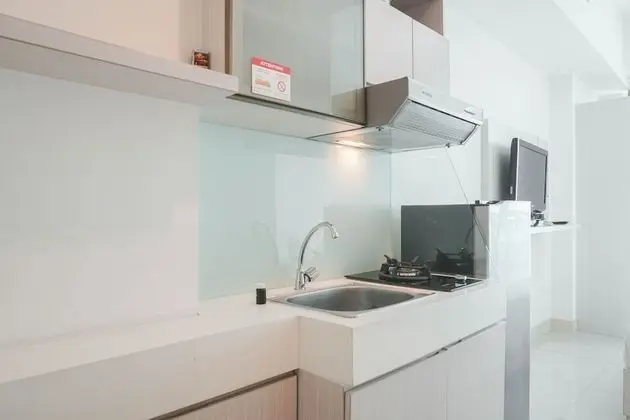 Comfortable Studio Room At Tree Park Bsd Apartment - Mutfak