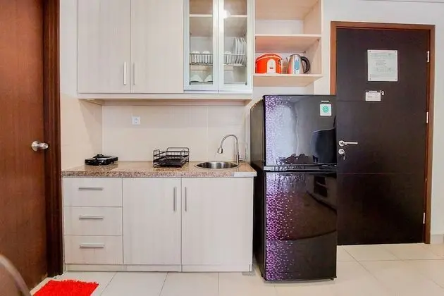 Comfortable And Tidy 2Br Apartment At Saveria Bsd City - Mutfak