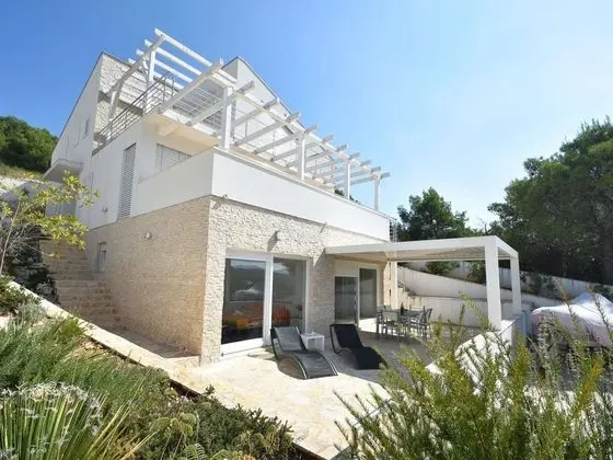 Comfortable Two-bedroom Apartment Suitable for 5 pax With Stunning sea View - Dış Mekan