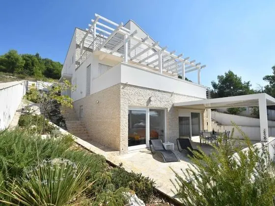 Comfortable Two-bedroom Apartment Suitable for 5 pax With Stunning sea View - Öne Çıkan Resim