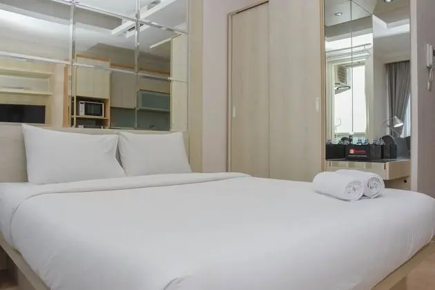 Comfortable And Warm Studio Room At Menteng Park Apartment - Oda
