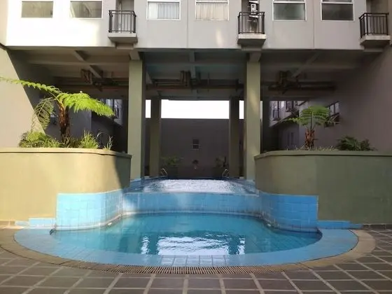 Comfy 2BR Apartment at Grand Asia Afrika Residence - Havuz