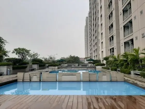 Comfy 2BR with Modern Design Bintaro Park View Apartment