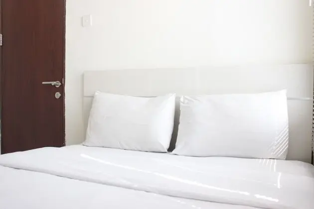Comfy 2BR at Tamansari Panoramic Apartment By Travelio