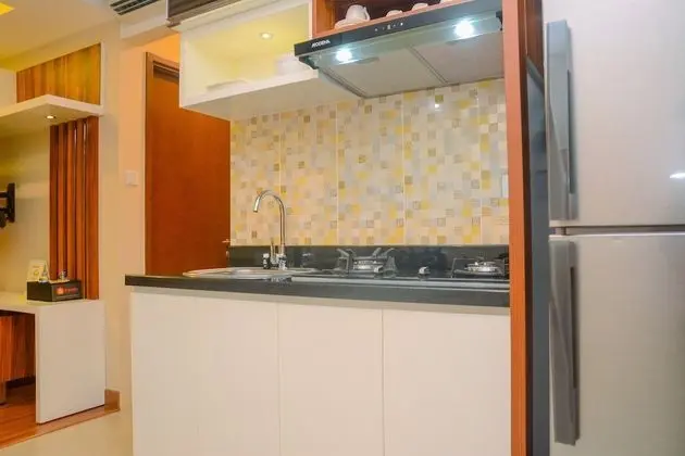 Comfy Apartment At 2Br Signature Park Grande - Mutfak