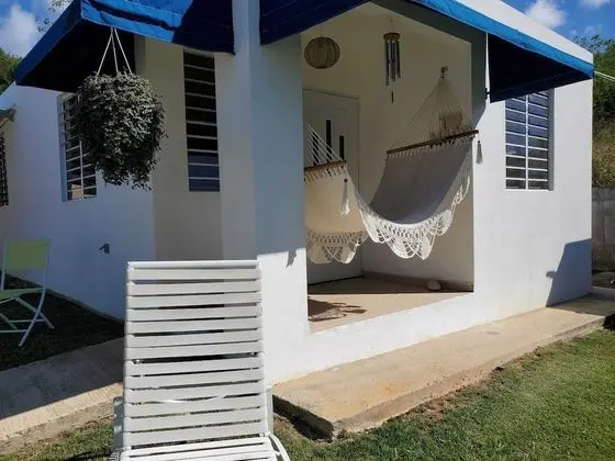 Comfy apartment 8 minute walk from beach