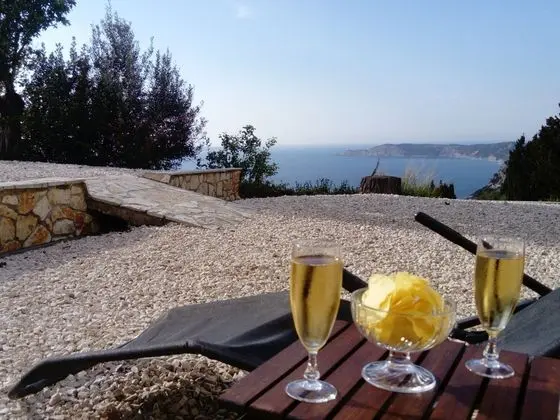 Comfy Apartment in Vinkuran With the Beach Nearby - Öne Çıkan Resim