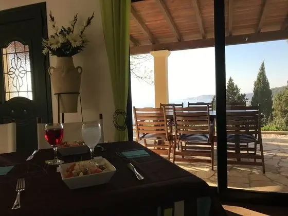 Comfy Apartment in Vinkuran With the Beach Nearby - Yerinde Yemek