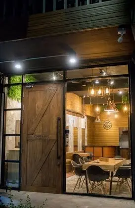 Comfy Bed Hostel - Adults Only - Dış Mekan