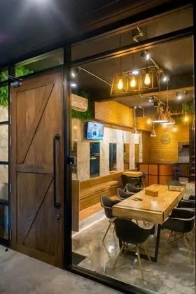 Comfy Bed Hostel - Adults Only - Yerinde Yemek