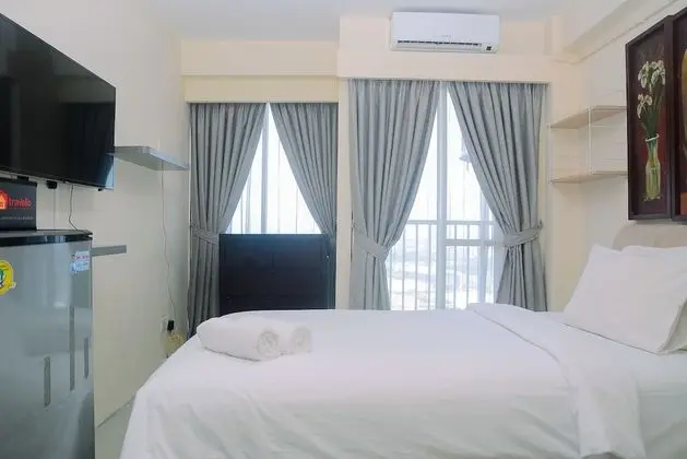 Comfy with City View Studio at Tifolia Apartment