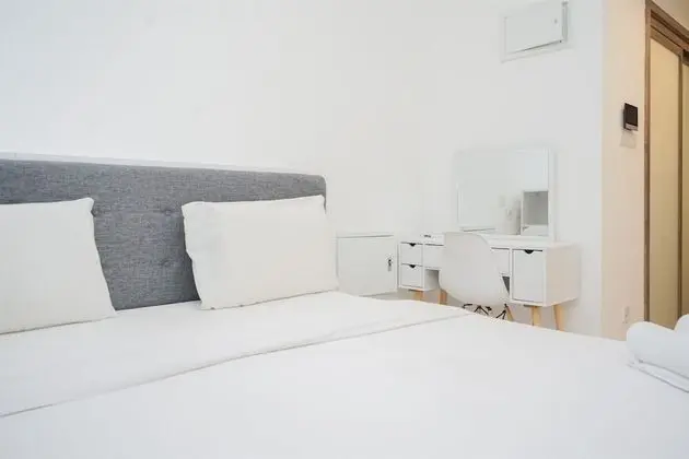 Comfy And Cozy Stay Studio Room At Sky House Bsd Apartment - Oda