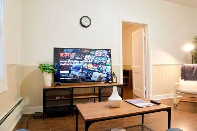 Comfy Downtown MJ Apartment w Parking Coffee Wifi