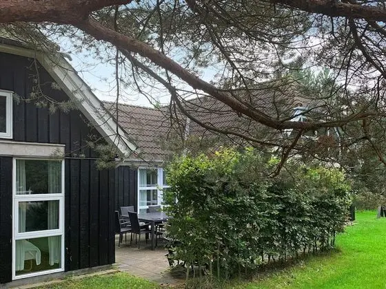 Comfy Holiday Home in Blåvand With Swimming Pool
